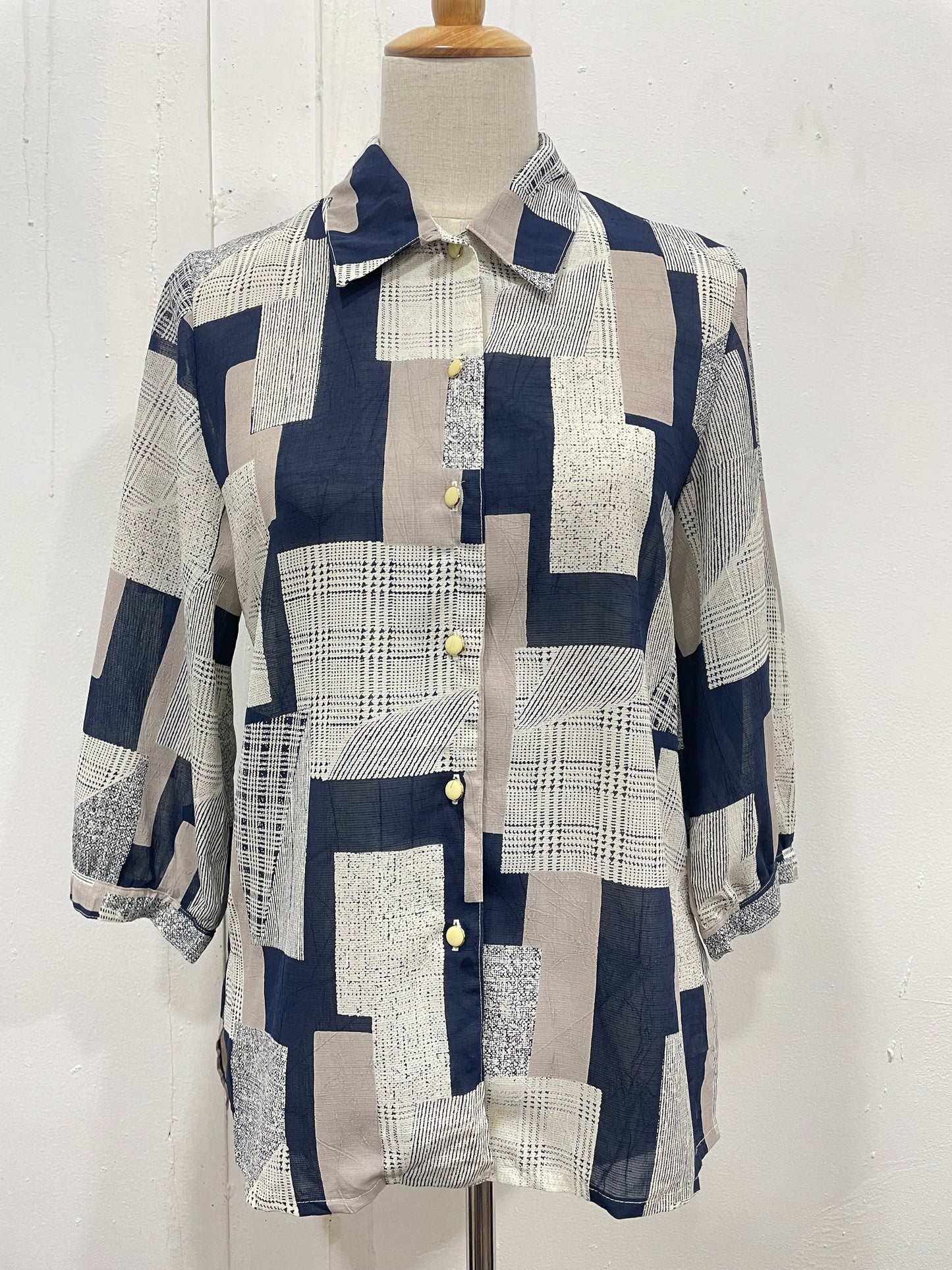 Luna Lace Blouse A0008 (SIZE M-L)