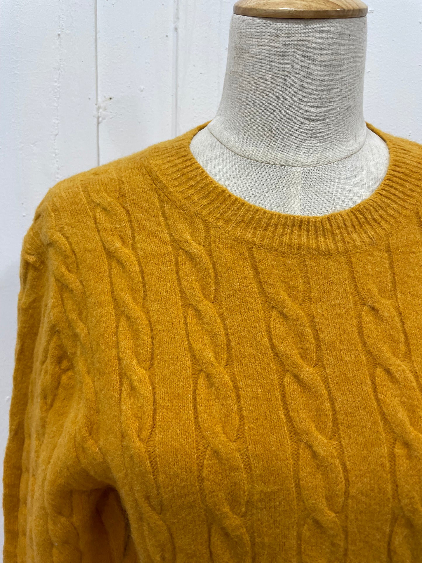 Timeless Knit Crop K0001 (SIZE M)